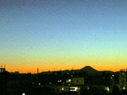夕暮れの富士山